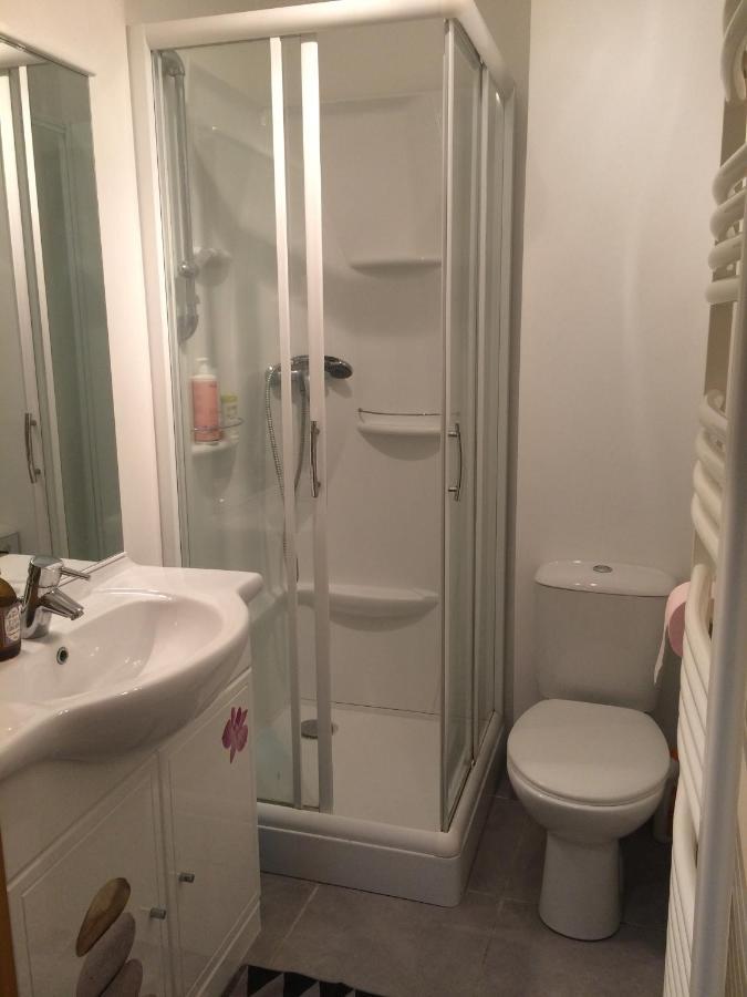 Studio Climatise Corps Saints Apartment Avignon Bagian luar foto